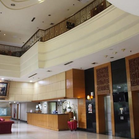 Treva International Hotel Jacarta Exterior foto